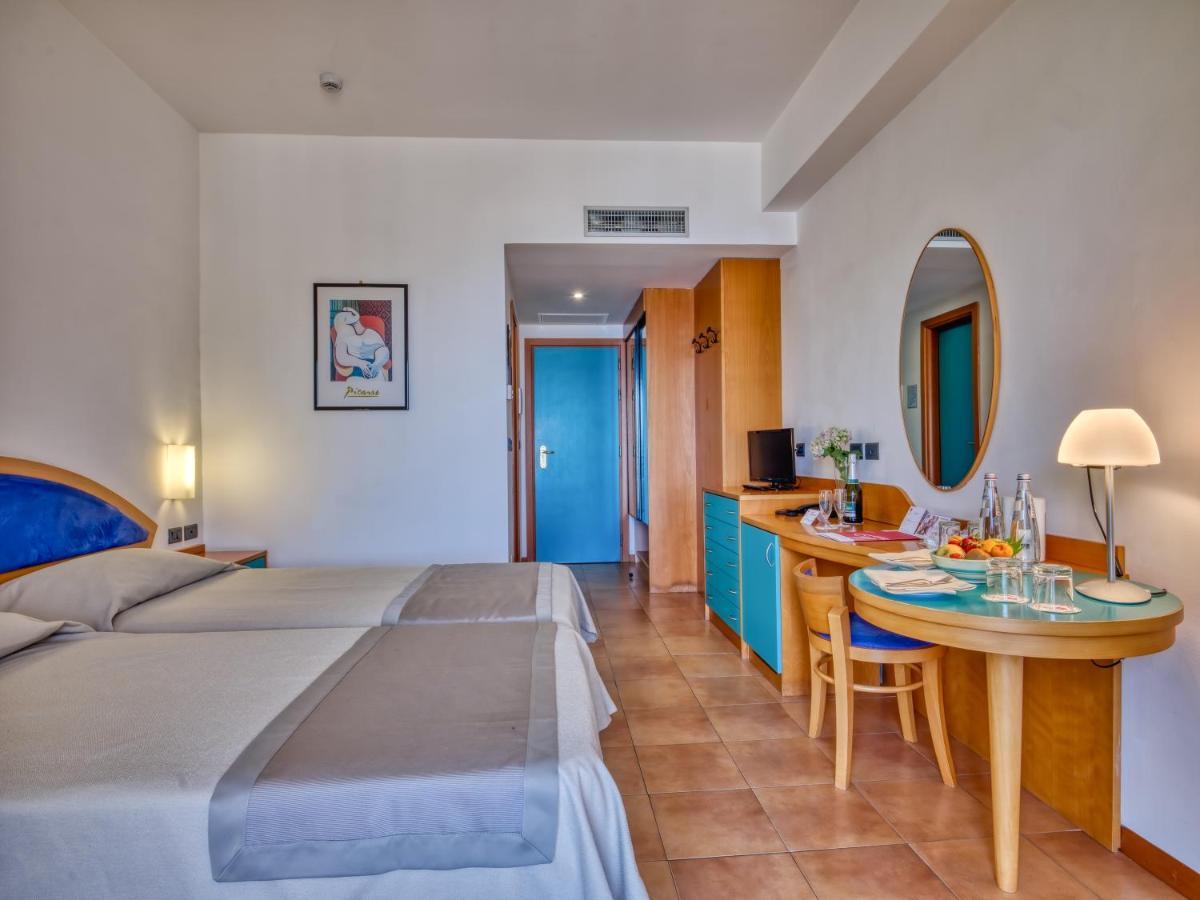 Hotel Antares Letojanni Esterno foto
